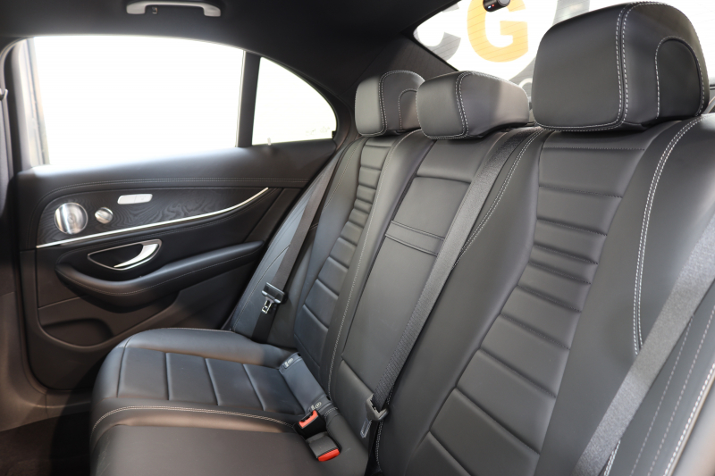 メルセデスベンツ Eクラス E250 AVG ｽﾎﾟｰﾂ ﾚｻﾞｰ&ﾚｰﾀﾞｰｾｰﾌﾃｨPKG　1ｵｰﾅｰ ｷｰﾚｽｺﾞｰ 黒本革 HDDﾅﾋﾞTV ｽﾏﾎ連携 ﾌﾞﾙﾒｽﾀｰ 360ｶﾒﾗ PTS LEDﾗｲﾄ 自動ﾄﾗﾝｸ ﾊﾝｽﾞﾌﾘｰA AMGｴｱﾛ&19AW ﾀﾞｲﾅﾐｯｸS 9AT　2年保証