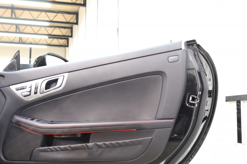 メルセデスベンツ SLCクラス SLC180ｽﾎﾟｰﾂ ﾚｰﾀﾞｰｾｰﾌﾃｨPKG　ｷｰﾚｽｺﾞｰ 黒本革 ﾊﾞﾘｵR HDDﾅﾋﾞTV&ｷｬﾝｾﾗｰ ｽﾏﾎ連携 ﾊﾞｯｸｶﾒﾗ PTS LEDﾗｲﾄ AMGｴｱﾛ&18AW ﾊﾟﾅﾒﾘｶｰﾅｸﾞﾘﾙ ｴｱｶﾞｲﾄﾞ 9AT　2年保証