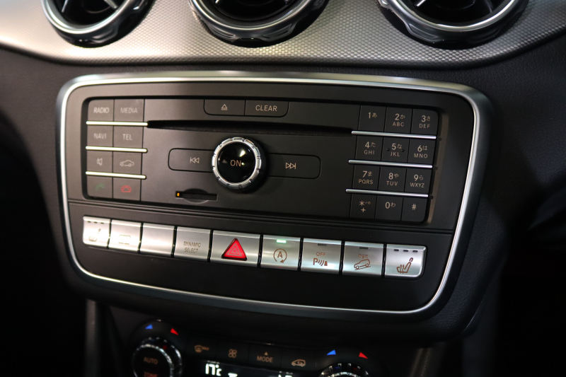 メルセデスベンツ GLA GLA220 4MATIC ﾌﾟﾚﾐｱﾑ&ﾚｰﾀﾞｰｾｰﾌﾃｨPKG　後期 ｷｰﾚｽｺﾞｰ 黒革 ﾊﾟﾉﾗﾏSR HDDﾅﾋﾞTV ｽﾏﾎ連携 harman/kardon ﾊﾞｯｸｶﾒﾗ PTS LEDﾗｲﾄ 自動Rｹﾞｰﾄ ﾊﾝｽﾞﾌﾘｰA 18AW ﾀﾞｲﾅﾐｯｸS　2年保証【4/5まで期間限定在庫】