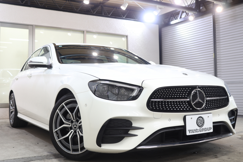 メルセデスベンツ Eクラス E200 ｽﾎﾟｰﾂ AMGﾗｲﾝｲﾝﾃﾘｱ&ｴｸｽｸﾙｰｼﾌﾞ&ﾚｰﾀﾞｰｾｰﾌﾃｨPKG　BSG搭載 後期 1ｵｰﾅｰ MEｺﾈｸﾄ ｷｰﾚｽｺﾞｰ 黒本革 ﾍｯﾄﾞｱｯﾌﾟD MBUXﾅﾋﾞTV&ARﾅﾋﾞ ｽﾏﾎ連携 ﾌﾞﾙﾒｽﾀｰ 360ｶﾒﾗ PTS LEDﾗｲﾄ 自動ﾄﾗﾝｸ AMGｴｱﾛ&19AW ﾜｲﾔﾚｽ充電 9AT　2年保証