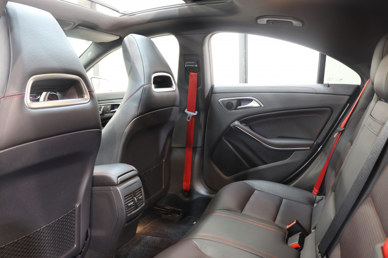 AMG CLAクラス CLA45 4MATIC ﾚｰﾀﾞｰｾｰﾌﾃｨPKG　後期 ｷｰﾚｽｺﾞｰ 黒本革 ﾊﾟﾉﾗﾏSR HDDﾅﾋﾞTV ｽﾏﾎ連携 ﾊﾞｯｸｶﾒﾗ PTS LEDﾍｯﾄﾞﾗｲﾄ AMGﾗｲﾄﾞｺﾝﾄﾛｰﾙｻｽ ﾀﾞｲﾅﾐｯｸｾﾚｸﾄ 7AT　2年保証