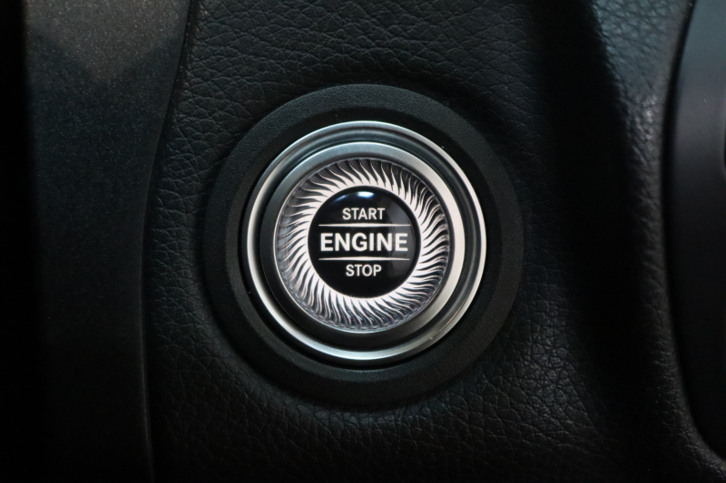 AMG Cクラス C43 4MATIC ﾚｰﾀﾞｰｾｰﾌﾃｨPKG　後期 MEｺﾈｸﾄ ｷｰﾚｽｺﾞｰ 赤本革 ﾊﾟﾉﾗﾏSR ﾍｯﾄﾞｱｯﾌﾟD HDDﾅﾋﾞTV ｽﾏﾎ連携 ﾌﾞﾙﾒｽﾀｰ ﾊﾞｯｸｶﾒﾗ PTS LEDﾗｲﾄ 自動ﾄﾗﾝｸ ﾊﾝｽﾞﾌﾘｰA AMG専用装備&ﾁｭｰﾆﾝｸﾞﾀﾞｲﾅﾐｯｸS 9AT　2年保証