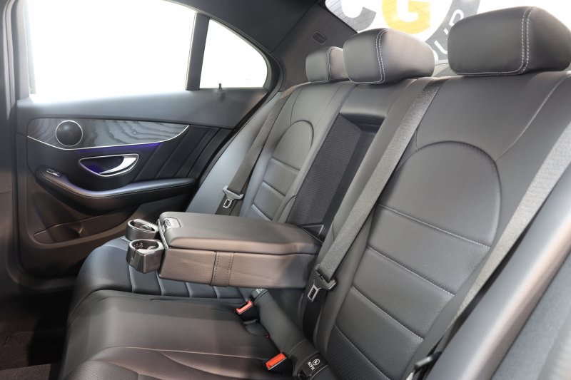 メルセデスベンツ Cクラス C220d AVG AMGﾗｲﾝ ﾚｰﾀﾞｰｾｰﾌﾃｨPKG　後期 ｷｰﾚｽｺﾞｰ 黒革 HDDﾅﾋﾞTV ｽﾏﾎ連携 ﾊﾞｯｸｶﾒﾗ PTS LEDﾗｲﾄ AMGｴｱﾛ&18AW ﾀﾞｲﾅﾐｯｸS ｴｱｻｽ 9AT　2年保証