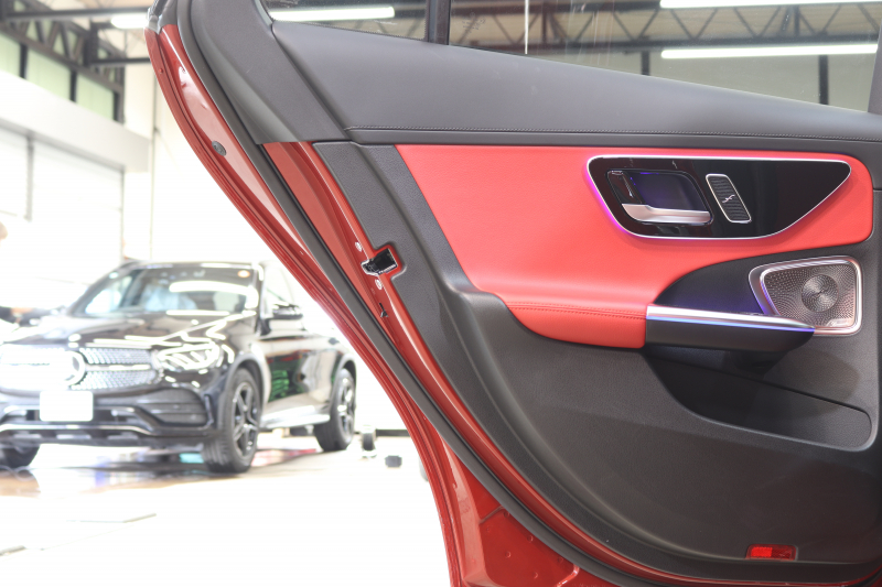 AMG Cクラス C43ｽﾃｰｼｮﾝﾜｺﾞﾝ 4MATIC ｽﾃｰｼｮﾝﾜｺﾞﾝ ﾚｰﾀﾞｰｾｰﾌﾃｨPKG　BSG搭載 MEｺﾈｸﾄ ｷｰﾚｽｺﾞｰ 赤/黒本革 ﾍﾞﾝﾁﾚｰﾀｰ ﾊﾟﾉﾗﾏSR ﾍｯﾄﾞｱｯﾌﾟD MBUXﾅﾋﾞTV&ARﾅﾋﾞ ｽﾏﾎ連携 ﾌﾞﾙﾒｽﾀｰ 360ｶﾒﾗ PTS LEDﾗｲﾄ 自動Rｹﾞｰﾄ AMG専用装備&ﾁｭｰﾆﾝｸﾞ 9AT　2年保証