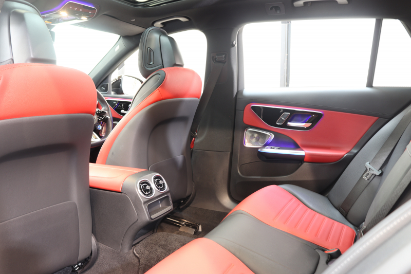 AMG Cクラス C43ｽﾃｰｼｮﾝﾜｺﾞﾝ 4MATIC ｽﾃｰｼｮﾝﾜｺﾞﾝ ﾚｰﾀﾞｰｾｰﾌﾃｨPKG　BSG搭載 MEｺﾈｸﾄ ｷｰﾚｽｺﾞｰ 赤/黒本革 ﾍﾞﾝﾁﾚｰﾀｰ ﾊﾟﾉﾗﾏSR ﾍｯﾄﾞｱｯﾌﾟD MBUXﾅﾋﾞTV&ARﾅﾋﾞ ｽﾏﾎ連携 ﾌﾞﾙﾒｽﾀｰ 360ｶﾒﾗ PTS LEDﾗｲﾄ 自動Rｹﾞｰﾄ AMG専用装備&ﾁｭｰﾆﾝｸﾞ 9AT　2年保証