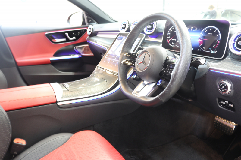 AMG Cクラス C43ｽﾃｰｼｮﾝﾜｺﾞﾝ 4MATIC ｽﾃｰｼｮﾝﾜｺﾞﾝ ﾚｰﾀﾞｰｾｰﾌﾃｨPKG　BSG搭載 MEｺﾈｸﾄ ｷｰﾚｽｺﾞｰ 赤/黒本革 ﾍﾞﾝﾁﾚｰﾀｰ ﾊﾟﾉﾗﾏSR ﾍｯﾄﾞｱｯﾌﾟD MBUXﾅﾋﾞTV&ARﾅﾋﾞ ｽﾏﾎ連携 ﾌﾞﾙﾒｽﾀｰ 360ｶﾒﾗ PTS LEDﾗｲﾄ 自動Rｹﾞｰﾄ AMG専用装備&ﾁｭｰﾆﾝｸﾞ 9AT　2年保証