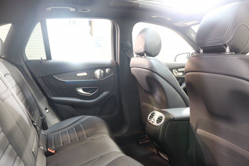 AMG GLC GLC43 4MATIC ﾚｻﾞｰｴｸｽｸﾙｰｼﾌﾞ&ﾅｲﾄ&ﾚｰﾀﾞｰｾｰﾌﾃｨPKG　ｷｰﾚｽｺﾞｰ 黒本革 ﾊﾟﾉﾗﾏSR HDDﾅﾋﾞTV&ｷｬﾝｾﾗｰ BT音楽 ﾌﾞﾙﾒｽﾀｰ 360ｶﾒﾗ PTS LEDﾗｲﾄ 自動Rｹﾞｰﾄ ﾊﾝｽﾞﾌﾘｰA AMG専用装備&ﾁｭｰﾆﾝｸﾞ 9AT　2年保証