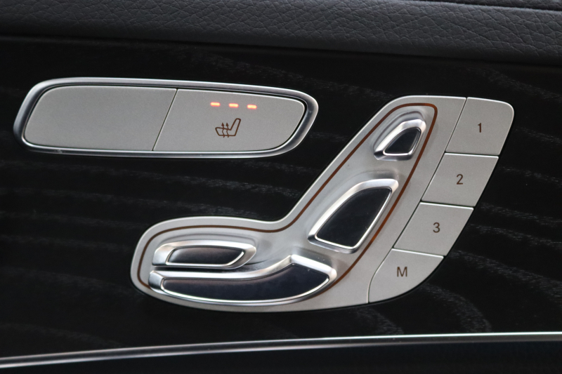 AMG GLC GLC43 4MATIC ﾚｻﾞｰｴｸｽｸﾙｰｼﾌﾞ&ﾅｲﾄ&ﾚｰﾀﾞｰｾｰﾌﾃｨPKG　ｷｰﾚｽｺﾞｰ 黒本革 ﾊﾟﾉﾗﾏSR HDDﾅﾋﾞTV&ｷｬﾝｾﾗｰ BT音楽 ﾌﾞﾙﾒｽﾀｰ 360ｶﾒﾗ PTS LEDﾗｲﾄ 自動Rｹﾞｰﾄ ﾊﾝｽﾞﾌﾘｰA AMG専用装備&ﾁｭｰﾆﾝｸﾞ 9AT　2年保証