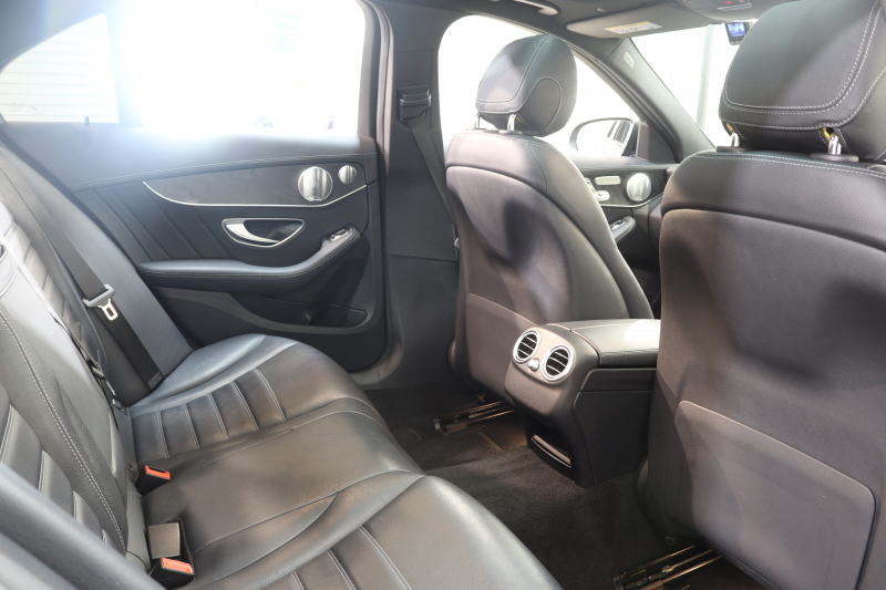 AMG Cクラス C43 4MATIC ﾚｰﾀﾞｰｾｰﾌﾃｨPKG　後期 ｷｰﾚｽｺﾞｰ 黒本革 ﾊﾟﾉﾗﾏSR ﾍｯﾄﾞｱｯﾌﾟD HDDﾅﾋﾞTV ｽﾏﾎ連携 ﾌﾞﾙﾒｽﾀｰ ﾊﾞｯｸｶﾒﾗ PTS LEDﾗｲﾄ 自動ﾄﾗﾝｸ ﾊﾝｽﾞﾌﾘｰA AMG専用装備&ﾁｭｰﾆﾝｸﾞﾀﾞｲﾅﾐｯｸS 9AT　2年保証