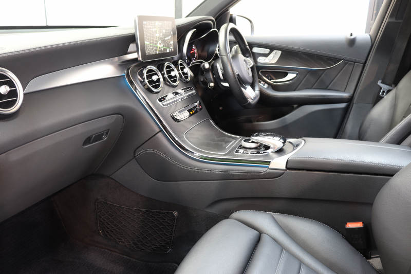 AMG GLC GLC43 4MATIC ﾚｻﾞｰｴｸｽｸﾙｰｼﾌﾞ&ﾅｲﾄ&ﾚｰﾀﾞｰｾｰﾌﾃｨPKG　ｷｰﾚｽｺﾞｰ 黒本革 ﾊﾟﾉﾗﾏSR HDDﾅﾋﾞTV BT音楽 ﾌﾞﾙﾒｽﾀｰ 360ｶﾒﾗ PTS LEDﾗｲﾄ 自動Rｹﾞｰﾄ ﾊﾝｽﾞﾌﾘｰA AMG専用装備&ﾁｭｰﾆﾝｸﾞﾀﾞｲﾅﾐｯｸS 9AT　2年保証