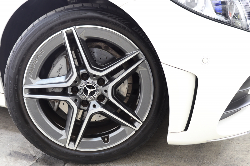 メルセデスベンツ Cクラス C200 AVG AMGﾗｲﾝ ﾚｻﾞｰｴｸｽｸﾙｰｼﾌﾞ&ﾚｰﾀﾞｰｾｰﾌﾃｨPKG　BSG搭載 後期 1ｵｰﾅｰ MEｺﾈｸﾄ ｷｰﾚｽｺﾞｰ 黒本革 ﾍｯﾄﾞｱｯﾌﾟD HDDﾅﾋﾞTV ｽﾏﾎ連携 ﾌﾞﾙﾒｽﾀｰ ﾊﾞｯｸｶﾒﾗ PTS LEDﾗｲﾄ 自動ﾄﾗﾝｸ ﾊﾝｽﾞﾌﾘｰA AMGｴｱﾛ&18AW ｴｱｻｽ 9AT　2年保証【期間限定在庫】