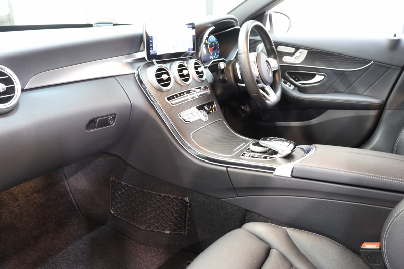 メルセデスベンツ Cクラス C200 AVG AMGﾗｲﾝ ﾚｻﾞｰｴｸｽｸﾙｰｼﾌﾞ&ﾚｰﾀﾞｰｾｰﾌﾃｨPKG　BSG搭載 後期 1ｵｰﾅｰ MEｺﾈｸﾄ ｷｰﾚｽｺﾞｰ 黒本革 ﾍｯﾄﾞｱｯﾌﾟD HDDﾅﾋﾞTV ｽﾏﾎ連携 ﾌﾞﾙﾒｽﾀｰ ﾊﾞｯｸｶﾒﾗ PTS LEDﾗｲﾄ 自動ﾄﾗﾝｸ ﾊﾝｽﾞﾌﾘｰA AMGｴｱﾛ&18AW ｴｱｻｽ 9AT　2年保証