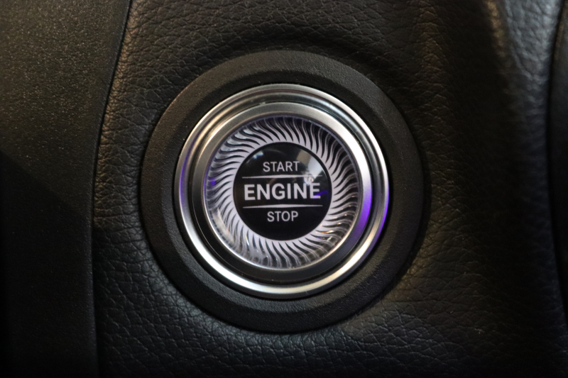 メルセデスベンツ GLC GLC300 4MATIC AMGﾗｲﾝ ﾚｻﾞｰｴｸｽｸﾙｰｼﾌﾞ&ﾚｰﾀﾞｰｾｰﾌﾃｨPKG　後期 MEｺﾈｸﾄ ｷｰﾚｽｺﾞｰ 赤/黒本革 ﾊﾟﾉﾗﾏSR ﾍｯﾄﾞｱｯﾌﾟD MBUXﾅﾋﾞTV BT音楽 ﾌﾞﾙﾒｽﾀｰ 360ｶﾒﾗ PTS LEDﾗｲﾄ 自動Rｹﾞｰﾄ AMGｴｱﾛ&20AW ｴｱｻｽ 9AT　2年保証