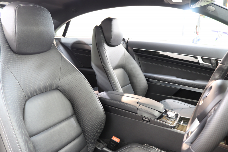 メルセデスベンツ Eクラス E250ｸｰﾍﾟ AMGｽﾎﾟｰﾂ&ﾚｰﾀﾞｰｾｰﾌﾃｨPKG　後期 1ｵｰﾅｰ ｷｰﾚｽｺﾞｰ 黒本革 HDDﾅﾋﾞTV BT音楽 ﾊﾞｯｸｶﾒﾗ PTS LEDﾗｲﾄ AMGｴｱﾛ&18AW 7AT　2年保証