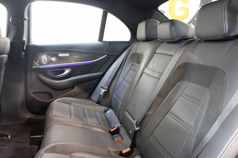 AMG Eクラス E63 4MATIC+ ﾚｰﾀﾞｰｾｰﾌﾃｨPKG　ｷｰﾚｽｺﾞｰ 黒本革 ﾍｯﾄﾞｱｯﾌﾟD HDDﾅﾋﾞTV ｽﾏﾎ連携 ﾌﾞﾙﾒｽﾀｰ 360ｶﾒﾗ PTS LEDﾗｲﾄ 自動ﾄﾗﾝｸ ﾊﾝｽﾞﾌﾘｰA AMG専用装備&ﾁｭｰﾆﾝｸﾞﾀﾞｲﾅﾐｯｸS 9AT　2年保証