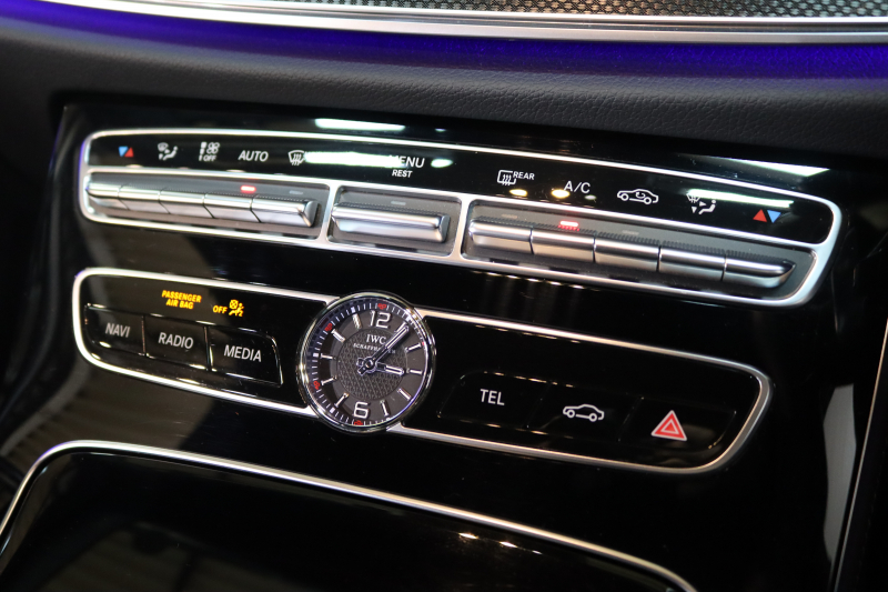 AMG Eクラス E63 4MATIC+ ﾚｰﾀﾞｰｾｰﾌﾃｨPKG　ｷｰﾚｽｺﾞｰ 黒本革 ﾍｯﾄﾞｱｯﾌﾟD HDDﾅﾋﾞTV ｽﾏﾎ連携 ﾌﾞﾙﾒｽﾀｰ 360ｶﾒﾗ PTS LEDﾗｲﾄ 自動ﾄﾗﾝｸ ﾊﾝｽﾞﾌﾘｰA AMG専用装備&ﾁｭｰﾆﾝｸﾞﾀﾞｲﾅﾐｯｸS 9AT　2年保証