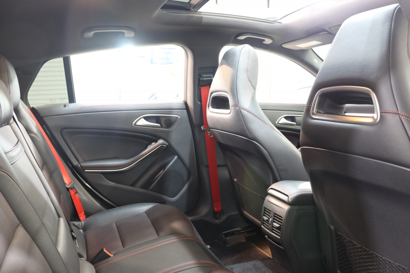 AMG CLAクラス CLA45 4MATIC ｼｭｰﾃｨﾝｸﾞﾌﾞﾚｰｸ ﾚｰﾀﾞｰｾｰﾌﾃｨPKG　後期 ｷｰﾚｽｺﾞｰ 黒本革 ﾊﾟﾉﾗﾏSR HDDﾅﾋﾞTV&ｷｬﾝｾﾗｰ ｽﾏﾎ連携 ﾊﾞｯｸｶﾒﾗ PTS LEDﾗｲﾄ 自動Rｹﾞｰﾄ ﾊﾝｽﾞﾌﾘｰA AMG専用装備&ﾁｭｰﾆﾝｸﾞ ﾊﾟﾅﾒﾘｶｰﾅｸﾞﾘﾙ 7AT　2年保証