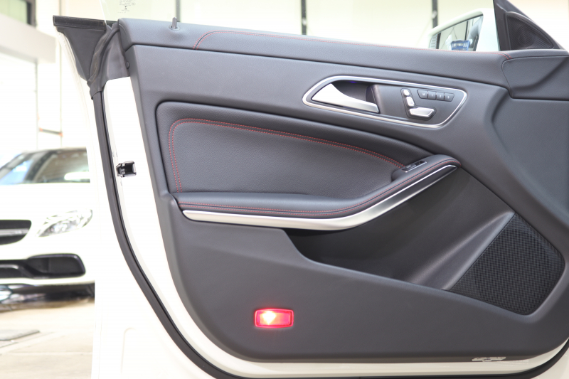 AMG CLAクラス CLA45 4MATIC ｼｭｰﾃｨﾝｸﾞﾌﾞﾚｰｸ ﾚｰﾀﾞｰｾｰﾌﾃｨPKG　後期 ｷｰﾚｽｺﾞｰ 黒本革 ﾊﾟﾉﾗﾏSR HDDﾅﾋﾞTV&ｷｬﾝｾﾗｰ ｽﾏﾎ連携 ﾊﾞｯｸｶﾒﾗ PTS LEDﾗｲﾄ 自動Rｹﾞｰﾄ ﾊﾝｽﾞﾌﾘｰA AMG専用装備&ﾁｭｰﾆﾝｸﾞ ﾊﾟﾅﾒﾘｶｰﾅｸﾞﾘﾙ 7AT　2年保証