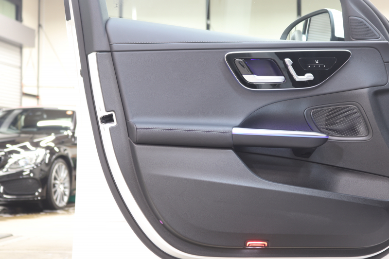 メルセデスベンツ Cクラス C220d ｽﾃｰｼｮﾝﾜｺﾞﾝ AVG AMGﾗｲﾝ ﾚｻﾞｰｴｸｽｸﾙｰｼﾌﾞ&ﾍﾞｰｼｯｸ&ﾚｰﾀﾞｰｾｰﾌﾃｨPKG　ISG搭載 1ｵｰﾅｰ ｷｰﾚｽｺﾞｰ 黒本革 ﾊﾟﾉﾗﾏSR ﾍｯﾄﾞｱｯﾌﾟD MBUXﾅﾋﾞTV&ARﾅﾋﾞ ｽﾏﾎ連携 360ｶﾒﾗ PTS LEDﾗｲﾄ 自動Rｹﾞｰﾄ AMGｴｱﾛ&18AW 9AT　新車保証継承可