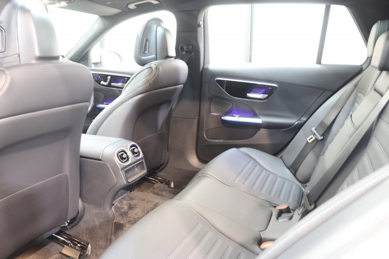 メルセデスベンツ Cクラス C220d ｽﾃｰｼｮﾝﾜｺﾞﾝ AVG AMGﾗｲﾝ ﾚｻﾞｰｴｸｽｸﾙｰｼﾌﾞ&ﾍﾞｰｼｯｸ&ﾚｰﾀﾞｰｾｰﾌﾃｨPKG　ISG搭載 1ｵｰﾅｰ ｷｰﾚｽｺﾞｰ 黒本革 ﾊﾟﾉﾗﾏSR ﾍｯﾄﾞｱｯﾌﾟD MBUXﾅﾋﾞTV&ARﾅﾋﾞ ｽﾏﾎ連携 360ｶﾒﾗ PTS LEDﾗｲﾄ 自動Rｹﾞｰﾄ AMGｴｱﾛ&18AW 9AT　新車保証継承可