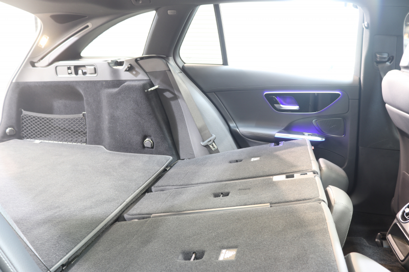 メルセデスベンツ Cクラス C220d ｽﾃｰｼｮﾝﾜｺﾞﾝ AVG AMGﾗｲﾝ ﾚｻﾞｰｴｸｽｸﾙｰｼﾌﾞ&ﾍﾞｰｼｯｸ&ﾚｰﾀﾞｰｾｰﾌﾃｨPKG　ISG搭載 1ｵｰﾅｰ ｷｰﾚｽｺﾞｰ 黒本革 ﾊﾟﾉﾗﾏSR ﾍｯﾄﾞｱｯﾌﾟD MBUXﾅﾋﾞTV&ARﾅﾋﾞ ｽﾏﾎ連携 360ｶﾒﾗ PTS LEDﾗｲﾄ 自動Rｹﾞｰﾄ AMGｴｱﾛ&18AW 9AT　新車保証継承可