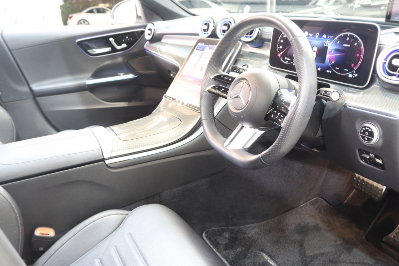 メルセデスベンツ Cクラス C220d ｽﾃｰｼｮﾝﾜｺﾞﾝ AVG AMGﾗｲﾝ ﾚｻﾞｰｴｸｽｸﾙｰｼﾌﾞ&ﾍﾞｰｼｯｸ&ﾚｰﾀﾞｰｾｰﾌﾃｨPKG　ISG搭載 1ｵｰﾅｰ ｷｰﾚｽｺﾞｰ 黒本革 ﾊﾟﾉﾗﾏSR ﾍｯﾄﾞｱｯﾌﾟD MBUXﾅﾋﾞTV&ARﾅﾋﾞ ｽﾏﾎ連携 360ｶﾒﾗ PTS LEDﾗｲﾄ 自動Rｹﾞｰﾄ AMGｴｱﾛ&18AW 9AT　新車保証継承可