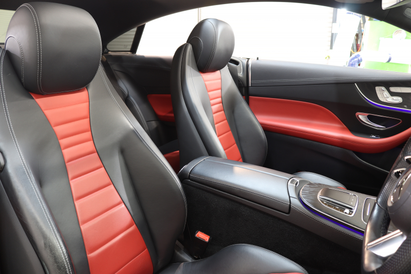 メルセデスベンツ Eクラス E200ｸｰﾍﾟ ｽﾎﾟｰﾂ ﾚｰﾀﾞｰｾｰﾌﾃｨPKG　後期 BSG搭載 1ｵｰﾅｰ MEｺﾈｸﾄ ｷｰﾚｽｺﾞｰ 黒/赤本革 ﾊﾟﾉﾗﾏSR ﾍｯﾄﾞｱｯﾌﾟD MBUX/ARﾅﾋﾞTV ｽﾏﾎ連携 ﾌﾞﾙﾒｽﾀｰ 360ｶﾒﾗ PTS LEDﾗｲﾄ AMGｴｱﾛ&19AW 9AT　2年保証