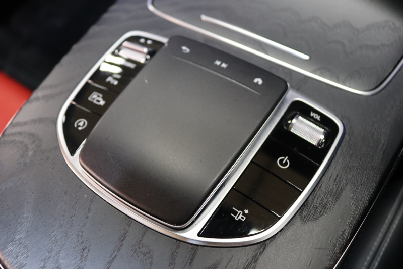 メルセデスベンツ Eクラス E200ｸｰﾍﾟ ｽﾎﾟｰﾂ ﾚｰﾀﾞｰｾｰﾌﾃｨPKG　後期 BSG搭載 1ｵｰﾅｰ MEｺﾈｸﾄ ｷｰﾚｽｺﾞｰ 黒/赤本革 ﾊﾟﾉﾗﾏSR ﾍｯﾄﾞｱｯﾌﾟD MBUX/ARﾅﾋﾞTV ｽﾏﾎ連携 ﾌﾞﾙﾒｽﾀｰ 360ｶﾒﾗ PTS LEDﾗｲﾄ AMGｴｱﾛ&19AW 9AT　2年保証