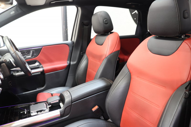 メルセデスベンツ Bクラス B180 AMGﾗｲﾝ AMGﾚｻﾞｰｴｸｽｸﾙｰｼﾌﾞ&ｱﾄﾞﾊﾞﾝｽﾄﾞ&ﾅﾋﾞｹﾞｰｼｮﾝ&ﾚｰﾀﾞｰｾｰﾌﾃｨPKG　ｷｰﾚｽｺﾞｰ 赤/黒本革 ﾊﾟﾉﾗﾏSR HUD MBUXﾅﾋﾞTV ｽﾏﾎ連携 360ｶﾒﾗ PTS LEDﾗｲﾄ 自動Rｹﾞｰﾄ ﾊﾝｽﾞﾌﾘｰA AMGｴｱﾛ&18AW ﾜｲﾔﾚｽ充電 7AT 希少色ﾏｳﾝﾃﾝｸﾞﾚｰ　2年保証