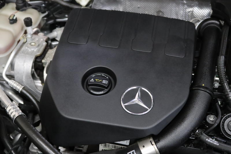 メルセデスベンツ Bクラス B180 AMGﾗｲﾝ AMGﾚｻﾞｰｴｸｽｸﾙｰｼﾌﾞ&ｱﾄﾞﾊﾞﾝｽﾄﾞ&ﾅﾋﾞｹﾞｰｼｮﾝ&ﾚｰﾀﾞｰｾｰﾌﾃｨPKG　ｷｰﾚｽｺﾞｰ 赤/黒本革 ﾊﾟﾉﾗﾏSR HUD MBUXﾅﾋﾞTV ｽﾏﾎ連携 360ｶﾒﾗ PTS LEDﾗｲﾄ 自動Rｹﾞｰﾄ ﾊﾝｽﾞﾌﾘｰA AMGｴｱﾛ&18AW ﾜｲﾔﾚｽ充電 7AT 希少色ﾏｳﾝﾃﾝｸﾞﾚｰ　2年保証