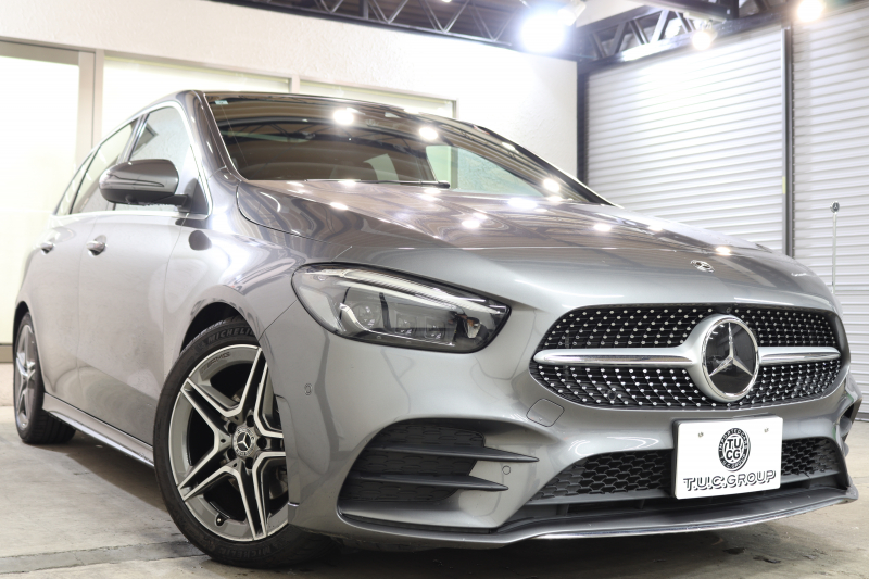 メルセデスベンツ Bクラス B180 AMGﾗｲﾝ AMGﾚｻﾞｰｴｸｽｸﾙｰｼﾌﾞ&ｱﾄﾞﾊﾞﾝｽﾄﾞ&ﾅﾋﾞｹﾞｰｼｮﾝ&ﾚｰﾀﾞｰｾｰﾌﾃｨPKG　ｷｰﾚｽｺﾞｰ 赤/黒本革 ﾊﾟﾉﾗﾏSR HUD MBUXﾅﾋﾞTV ｽﾏﾎ連携 360ｶﾒﾗ PTS LEDﾗｲﾄ 自動Rｹﾞｰﾄ ﾊﾝｽﾞﾌﾘｰA AMGｴｱﾛ&18AW ﾜｲﾔﾚｽ充電 7AT 希少色ﾏｳﾝﾃﾝｸﾞﾚｰ　2年保証