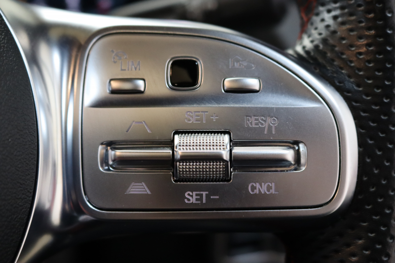 メルセデスベンツ Bクラス B180 AMGﾗｲﾝ AMGﾚｻﾞｰｴｸｽｸﾙｰｼﾌﾞ&ｱﾄﾞﾊﾞﾝｽﾄﾞ&ﾅﾋﾞｹﾞｰｼｮﾝ&ﾚｰﾀﾞｰｾｰﾌﾃｨPKG　ｷｰﾚｽｺﾞｰ 赤/黒本革 ﾊﾟﾉﾗﾏSR HUD MBUXﾅﾋﾞTV ｽﾏﾎ連携 360ｶﾒﾗ PTS LEDﾗｲﾄ 自動Rｹﾞｰﾄ ﾊﾝｽﾞﾌﾘｰA AMGｴｱﾛ&18AW ﾜｲﾔﾚｽ充電 7AT 希少色ﾏｳﾝﾃﾝｸﾞﾚｰ　2年保証