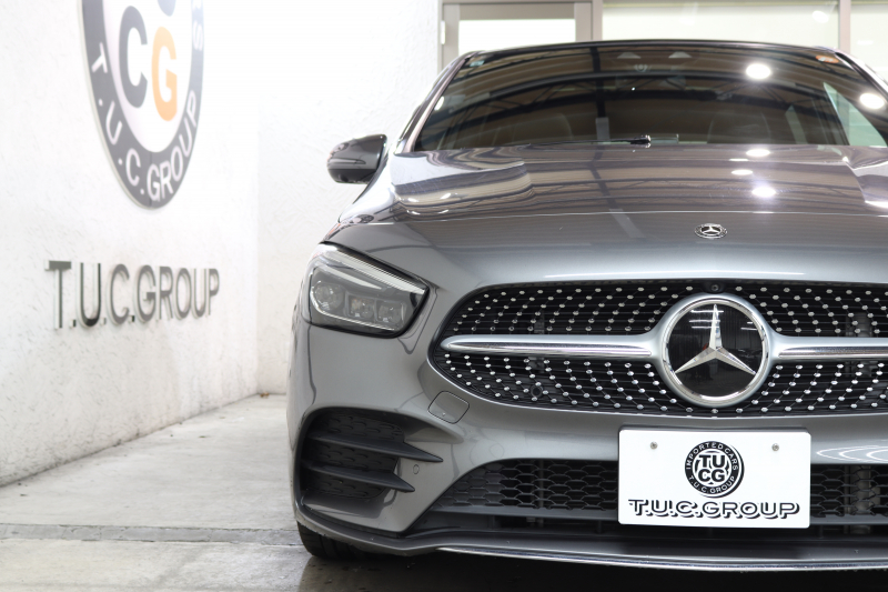 メルセデスベンツ Bクラス B180 AMGﾗｲﾝ AMGﾚｻﾞｰｴｸｽｸﾙｰｼﾌﾞ&ｱﾄﾞﾊﾞﾝｽﾄﾞ&ﾅﾋﾞｹﾞｰｼｮﾝ&ﾚｰﾀﾞｰｾｰﾌﾃｨPKG　ｷｰﾚｽｺﾞｰ 赤/黒本革 ﾊﾟﾉﾗﾏSR HUD MBUXﾅﾋﾞTV ｽﾏﾎ連携 360ｶﾒﾗ PTS LEDﾗｲﾄ 自動Rｹﾞｰﾄ ﾊﾝｽﾞﾌﾘｰA AMGｴｱﾛ&18AW ﾜｲﾔﾚｽ充電 7AT 希少色ﾏｳﾝﾃﾝｸﾞﾚｰ　2年保証