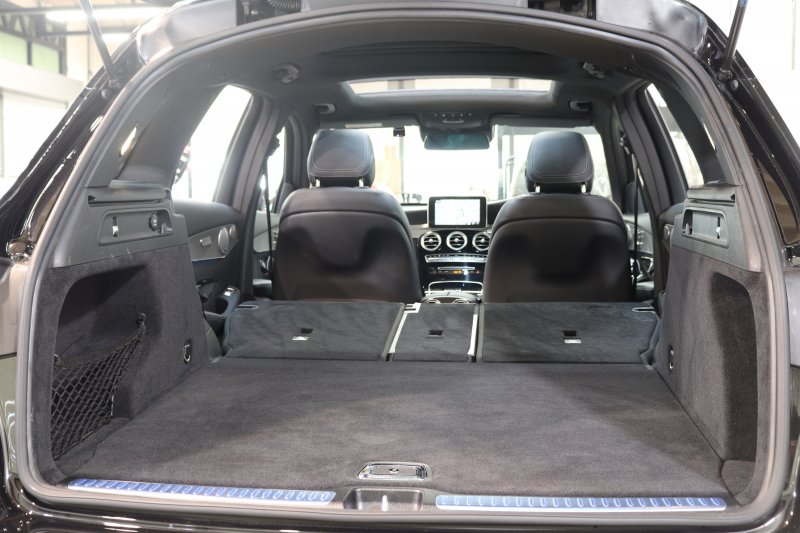 メルセデスベンツ GLC GLC220d 4MATIC ｽﾎﾟｰﾂ 本革仕様 ﾚｰﾀﾞｰｾｰﾌﾃｨPKG　1ｵｰﾅｰ ｷｰﾚｽｺﾞｰ 黒本革 ﾊﾟﾉﾗﾏSR ﾍｯﾄﾞｱｯﾌﾟD HDDﾅﾋﾞTV BT音楽 ﾌﾞﾙﾒｽﾀｰ 360ｶﾒﾗ PTS LEDﾗｲﾄ 自動Rｹﾞｰﾄ ﾊﾝｽﾞﾌﾘｰA AMGｴｱﾛ&19AW 9AT　2年保証