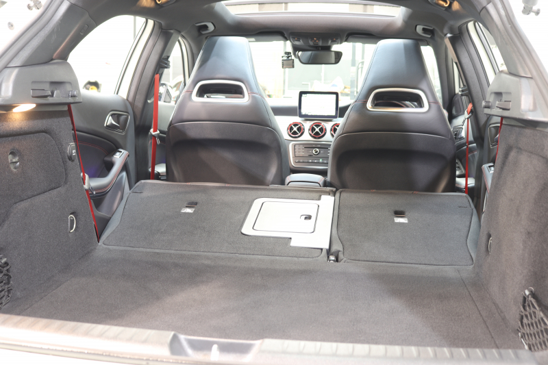 AMG GLA GLA45 4MATIC ﾚｰﾀﾞｰｾｰﾌﾃｨPKG　中期 ｷｰﾚｽｺﾞｰ 黒本革 ﾊﾟﾉﾗﾏSR HDDﾅﾋﾞTV ｽﾏﾎ連携 ﾊﾞｯｸｶﾒﾗ PTS ｷｾﾉﾝﾗｲﾄ 自動Rｹﾞｰﾄ AMG専用装備&ﾁｭｰﾆﾝｸﾞ 7AT　2年保証