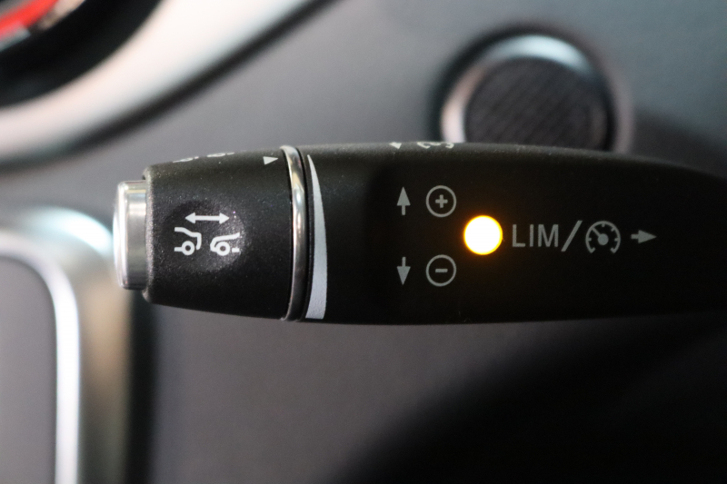 AMG GLA GLA45 4MATIC ﾚｰﾀﾞｰｾｰﾌﾃｨPKG　中期 ｷｰﾚｽｺﾞｰ 黒本革 ﾊﾟﾉﾗﾏSR HDDﾅﾋﾞTV ｽﾏﾎ連携 ﾊﾞｯｸｶﾒﾗ PTS ｷｾﾉﾝﾗｲﾄ 自動Rｹﾞｰﾄ AMG専用装備&ﾁｭｰﾆﾝｸﾞ 7AT　2年保証