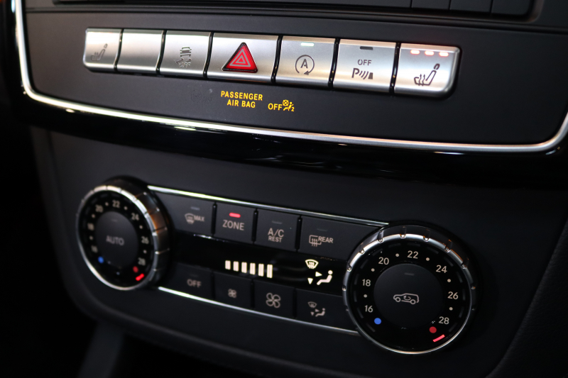 AMG GLE GLE43 4MATIC ﾅｲﾄ&ﾚｰﾀﾞｰｾｰﾌﾃｨPKG　ｷｰﾚｽｺﾞｰ 黒本革 ﾊﾟﾉﾗﾏSR HDDﾅﾋﾞTV ｽﾏﾎ連携 harman/kardon 360ｶﾒﾗ PTS LEDﾗｲﾄ 自動Rｹﾞｰﾄ AMG専用装備&ﾁｭｰﾆﾝｸﾞ ｴｱｻｽ 9AT　2年保証