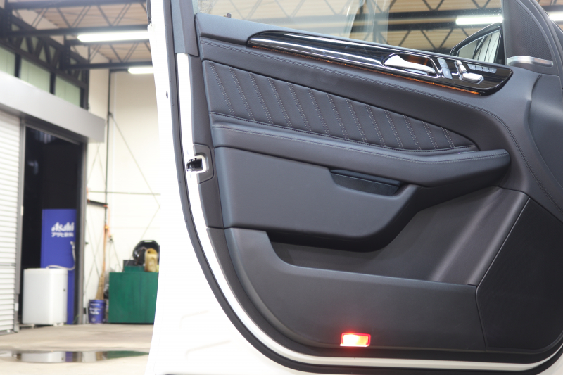 AMG GLE GLE43 4MATIC ﾅｲﾄ&ﾚｰﾀﾞｰｾｰﾌﾃｨPKG　ｷｰﾚｽｺﾞｰ 黒本革 ﾊﾟﾉﾗﾏSR HDDﾅﾋﾞTV ｽﾏﾎ連携 harman/kardon 360ｶﾒﾗ PTS LEDﾗｲﾄ 自動Rｹﾞｰﾄ AMG専用装備&ﾁｭｰﾆﾝｸﾞ ｴｱｻｽ 9AT　2年保証