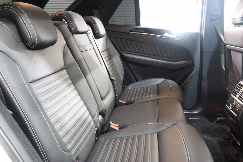 AMG GLE GLE43 4MATIC ﾅｲﾄ&ﾚｰﾀﾞｰｾｰﾌﾃｨPKG　ｷｰﾚｽｺﾞｰ 黒本革 ﾊﾟﾉﾗﾏSR HDDﾅﾋﾞTV ｽﾏﾎ連携 harman/kardon 360ｶﾒﾗ PTS LEDﾗｲﾄ 自動Rｹﾞｰﾄ AMG専用装備&ﾁｭｰﾆﾝｸﾞ ｴｱｻｽ 9AT　2年保証