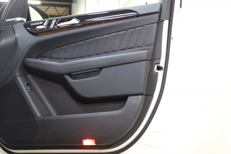 AMG GLE GLE43 4MATIC ﾅｲﾄ&ﾚｰﾀﾞｰｾｰﾌﾃｨPKG　ｷｰﾚｽｺﾞｰ 黒本革 ﾊﾟﾉﾗﾏSR HDDﾅﾋﾞTV ｽﾏﾎ連携 harman/kardon 360ｶﾒﾗ PTS LEDﾗｲﾄ 自動Rｹﾞｰﾄ AMG専用装備&ﾁｭｰﾆﾝｸﾞ ｴｱｻｽ 9AT　2年保証