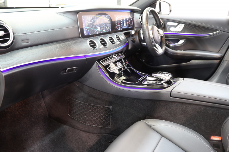 メルセデスベンツ Eクラス E200ｽﾃｰｼｮﾝﾜｺﾞﾝ AVG AMGﾗｲﾝ ﾚｰﾀﾞｰｾｰﾌﾃｨPKG　中期 NEWｽﾃｱﾘﾝｸﾞ ｷｰﾚｽｺﾞｰ 黒本革 ﾊﾟﾉﾗﾏSR ﾍｯﾄﾞｱｯﾌﾟD HDDﾅﾋﾞTV ｽﾏﾎ連携 360ｶﾒﾗ PTS LEDﾗｲﾄ 自動Rｹﾞｰﾄ ﾊﾝｽﾞﾌﾘｰA AMGｴｱﾛ&19AW ﾀﾞｲﾅﾐｯｸS 9AT　2年保証