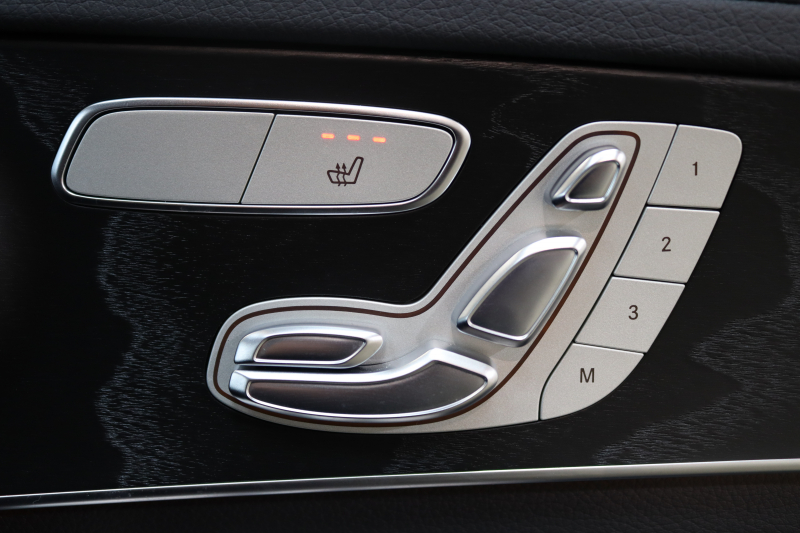 AMG Cクラス C43 4MATIC ｴｸｽｸﾙｰｼﾌﾞ&ﾚｰﾀﾞｰｾｰﾌﾃｨPKG　中期 ｷｰﾚｽｺﾞｰ 黒本革 ﾍｯﾄﾞｱｯﾌﾟD HDDﾅﾋﾞTV&ｷｬﾝｾﾗｰ BT音楽 ﾌﾞﾙﾒｽﾀｰ ﾊﾞｯｸｶﾒﾗ PTS LEDﾗｲﾄ 自動ﾄﾗﾝｸ ﾊﾝｽﾞﾌﾘｰA AMG専用装備&ﾁｭｰﾆﾝｸﾞﾀﾞｲﾅﾐｯｸｾﾚｸﾄ 9AT　2年保証