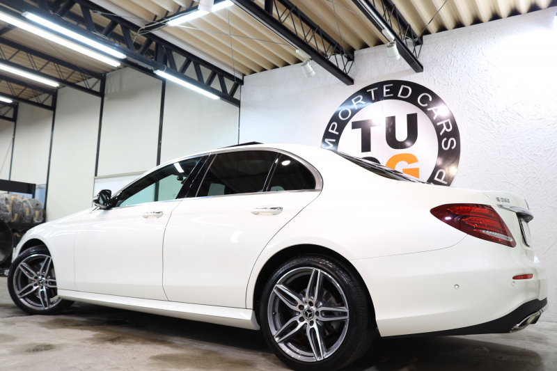 メルセデスベンツ Eクラス E250 AVG ｽﾎﾟｰﾂ ｴｸｽｸﾙｰｼﾌﾞ&ﾚｰﾀﾞｰｾｰﾌﾃｨPKG　1ｵｰﾅｰ 黒本革 ﾊﾟﾉﾗﾏSR ﾍｯﾄﾞｱｯﾌﾟD HDDﾅﾋﾞTV ｽﾏﾎ連携 ﾌﾞﾙﾒｽﾀｰ 360ｶﾒﾗ PTS LEDﾗｲﾄ 自動ﾄﾗﾝｸ ﾊﾝｽﾞﾌﾘｰA AMGｴｱﾛ&19AW ﾀﾞｲﾅﾐｯｸｾﾚｸﾄ 9AT　2年保証