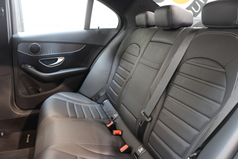 メルセデスベンツ Cクラス C200 AVG AMGﾗｲﾝ ﾚｻﾞｰｴｸｽｸﾙｰｼﾌﾞ&ﾚｰﾀﾞｰｾｰﾌﾃｨPKG　ｷｰﾚｽｺﾞｰ 黒本革 HDDﾅﾋﾞTV BT音楽 ﾊﾞｯｸｶﾒﾗ PTS LEDﾗｲﾄ 自動ﾄﾗﾝｸ ﾊﾝｽﾞﾌﾘｰA AMGｴｱﾛ&18AW ｴｱｻｽ　2年保証