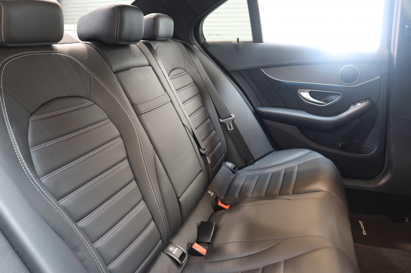 メルセデスベンツ Cクラス C200 AVG AMGﾗｲﾝ ﾚｻﾞｰｴｸｽｸﾙｰｼﾌﾞ&ﾚｰﾀﾞｰｾｰﾌﾃｨPKG　ｷｰﾚｽｺﾞｰ 黒本革 HDDﾅﾋﾞTV BT音楽 ﾊﾞｯｸｶﾒﾗ PTS LEDﾗｲﾄ 自動ﾄﾗﾝｸ ﾊﾝｽﾞﾌﾘｰA AMGｴｱﾛ&18AW ｴｱｻｽ　2年保証