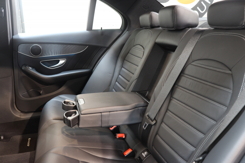 メルセデスベンツ Cクラス C200 AVG AMGﾗｲﾝ ﾚｻﾞｰｴｸｽｸﾙｰｼﾌﾞ&ﾚｰﾀﾞｰｾｰﾌﾃｨPKG　ｷｰﾚｽｺﾞｰ 黒本革 HDDﾅﾋﾞTV BT音楽 ﾊﾞｯｸｶﾒﾗ PTS LEDﾗｲﾄ 自動ﾄﾗﾝｸ ﾊﾝｽﾞﾌﾘｰA AMGｴｱﾛ&18AW ｴｱｻｽ　2年保証