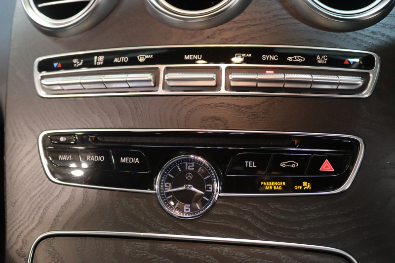 メルセデスベンツ Cクラス C200 AVG AMGﾗｲﾝ ﾚｻﾞｰｴｸｽｸﾙｰｼﾌﾞ&ﾚｰﾀﾞｰｾｰﾌﾃｨPKG　ｷｰﾚｽｺﾞｰ 黒本革 HDDﾅﾋﾞTV BT音楽 ﾊﾞｯｸｶﾒﾗ PTS LEDﾗｲﾄ 自動ﾄﾗﾝｸ ﾊﾝｽﾞﾌﾘｰA AMGｴｱﾛ&18AW ｴｱｻｽ　2年保証