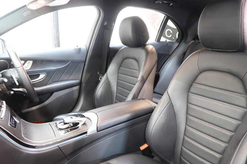 メルセデスベンツ Cクラス C200 AVG AMGﾗｲﾝ ﾚｻﾞｰｴｸｽｸﾙｰｼﾌﾞ&ﾚｰﾀﾞｰｾｰﾌﾃｨPKG　ｷｰﾚｽｺﾞｰ 黒本革 HDDﾅﾋﾞTV BT音楽 ﾊﾞｯｸｶﾒﾗ PTS LEDﾗｲﾄ 自動ﾄﾗﾝｸ ﾊﾝｽﾞﾌﾘｰA AMGｴｱﾛ&18AW ｴｱｻｽ　2年保証