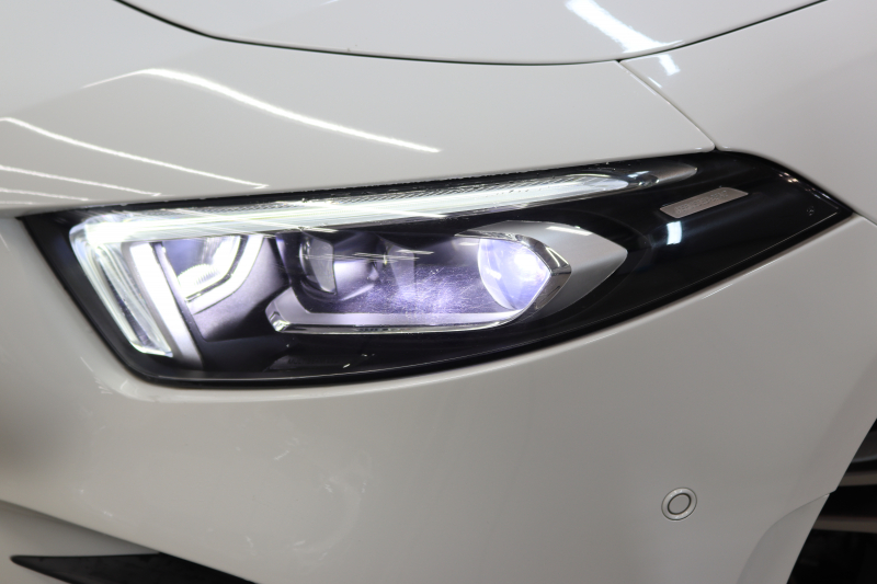 メルセデスベンツ Aクラス A180ｽﾀｲﾙ AMGﾗｲﾝ AMGﾚｻﾞｰｴｸｽｸﾙｰｼﾌﾞ&ﾅﾋﾞｹﾞｰｼｮﾝ&ﾚｰﾀﾞｰｾｰﾌﾃｨPKG　1ｵｰﾅｰ ｷｰﾚｽｺﾞｰ 赤/黒本革 ﾊﾟﾉﾗﾏSR MBUXﾅﾋﾞTV BT音楽 ﾊﾞｯｸｶﾒﾗ PTS LEDﾗｲﾄ AMGｴｱﾛ&18AW ﾀﾞｲﾅﾐｯｸｾﾚｸﾄ ﾜｲﾔﾚｽ充電 7AT　2年保証