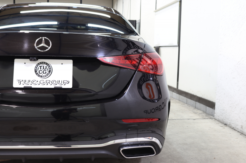 メルセデスベンツ Cクラス C220d AVG AMGﾗｲﾝ ﾚｻﾞｰｴｸｽｸﾙｰｼﾌﾞ&ﾍﾞｰｼｯｸ&ﾚｰﾀﾞｰｾｰﾌﾃｨPKG　ISG搭載 ｷｰﾚｽｺﾞｰ 黒本革 ﾊﾟﾉﾗﾏSR ﾍｯﾄﾞｱｯﾌﾟD MBUX/ARﾅﾋﾞTV ｽﾏﾎ連携 360ｶﾒﾗ PTS LEDﾗｲﾄ 自動ﾄﾗﾝｸ AMGｴｱﾛ&18AW ﾜｲﾔﾚｽ充電 9AT　2年保証